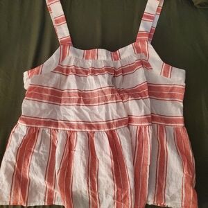 SOLD💗LOFT MEDIUM TANK💗